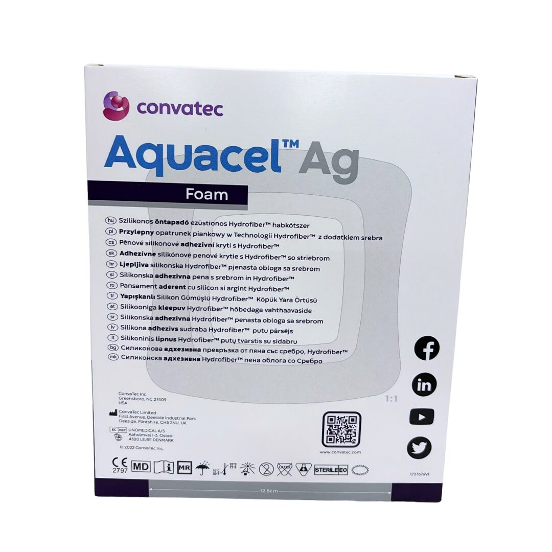 AQUACEL Ag foam Hydrofiber krytí na rány adhezivně se stříbrem, 12,5 x12,5 cm, 1x10 ks